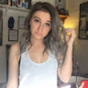 Meet your Posher, Caitie